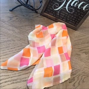 ✔️NWT Tu-Cute Stylish Scarf